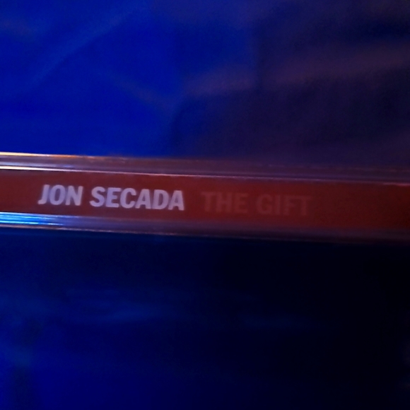 Jon Secada The Gift New Christmas CD - Picture 3 of 3